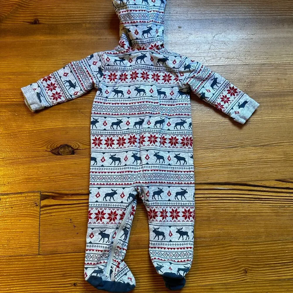 Nursery Rhyme gray winter needlepoint print moose‎ footed hooded pajamas SIZE 9M
